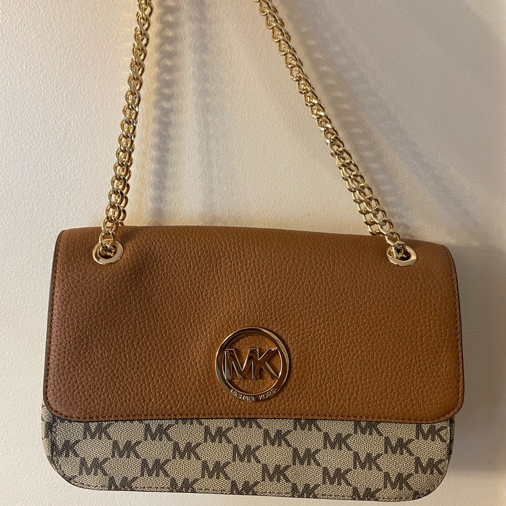 Micheal Kors Purse crossbody